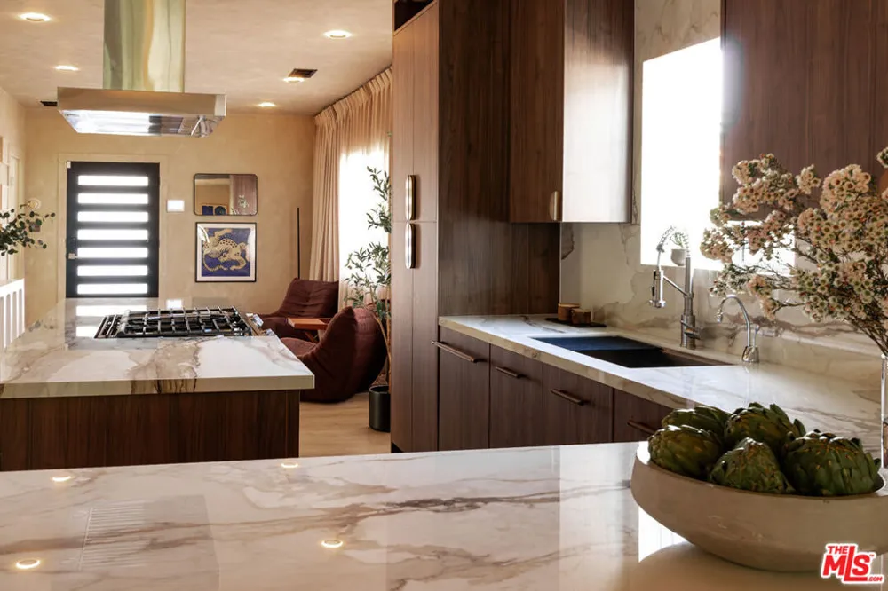 1216 Virgil Avenue Los Angeles, CA 90029