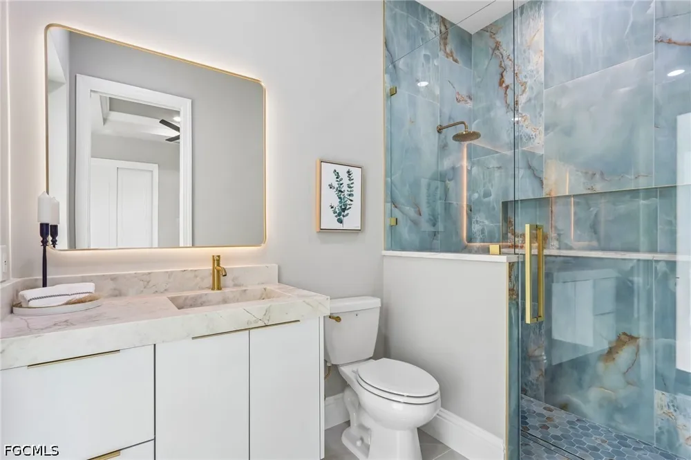 NW 40th Place Cape Coral, FL 33993