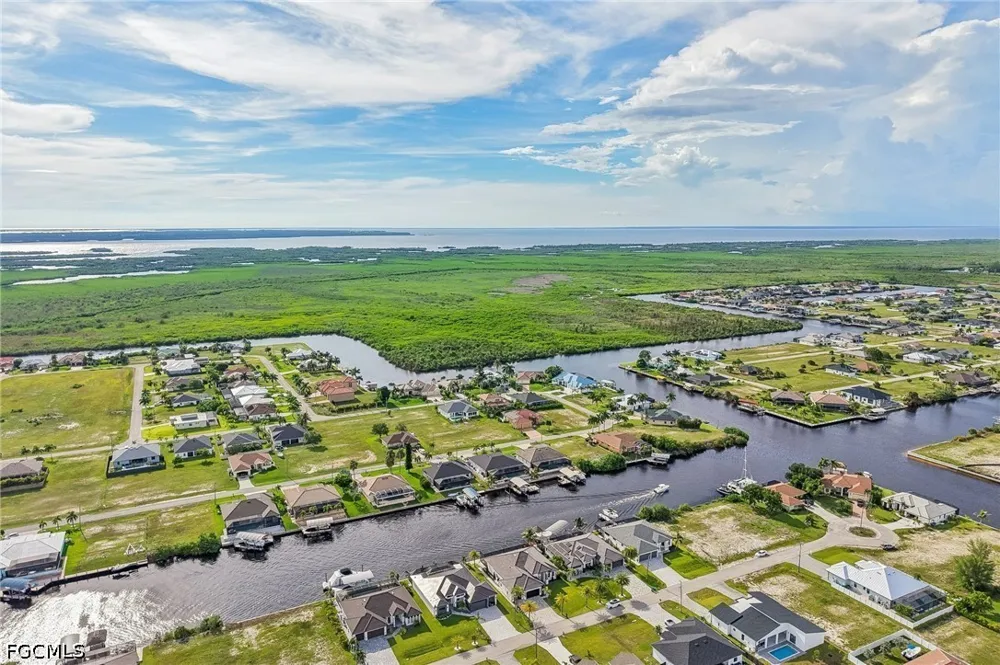 NW 40th Place Cape Coral, FL 33993