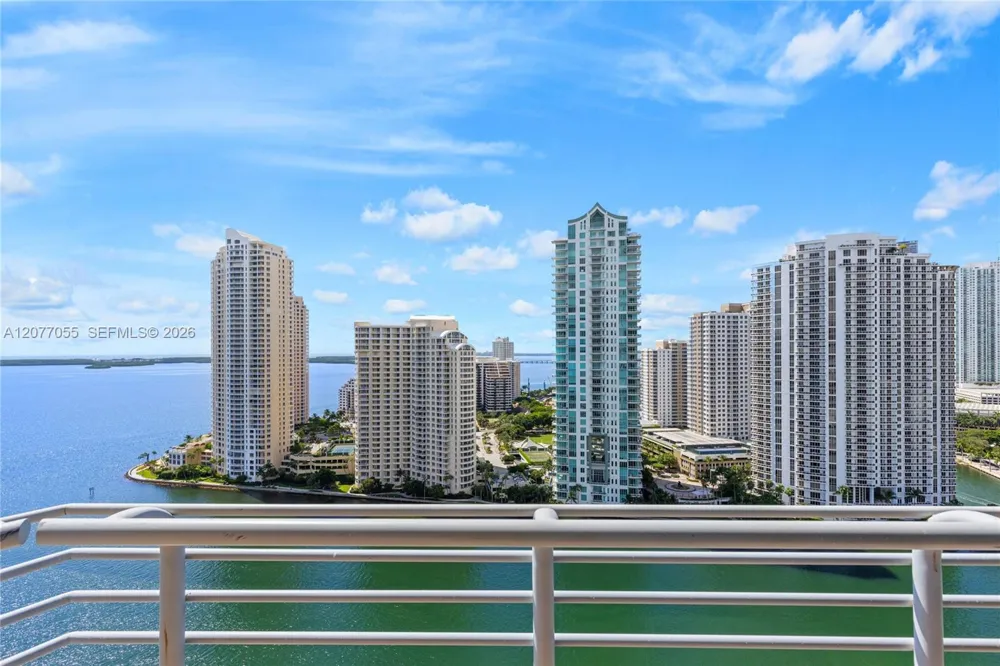 325 S Biscayne Blvd #2723 Miami, FL 33131