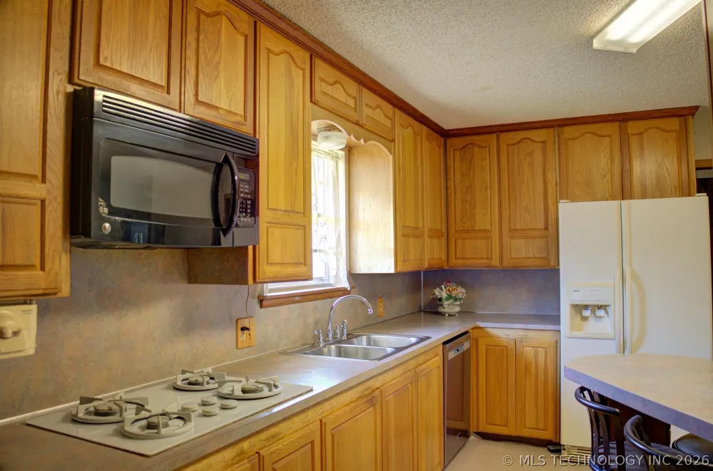 5001 S 31st West Avenue Tulsa, OK 74107