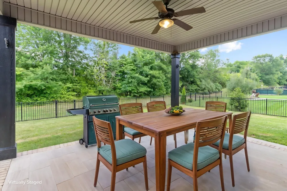 1072 Chagford Dr Clarksville, TN 37043