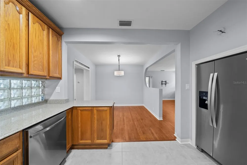 4105 W TACON STREET Tampa, FL 33629