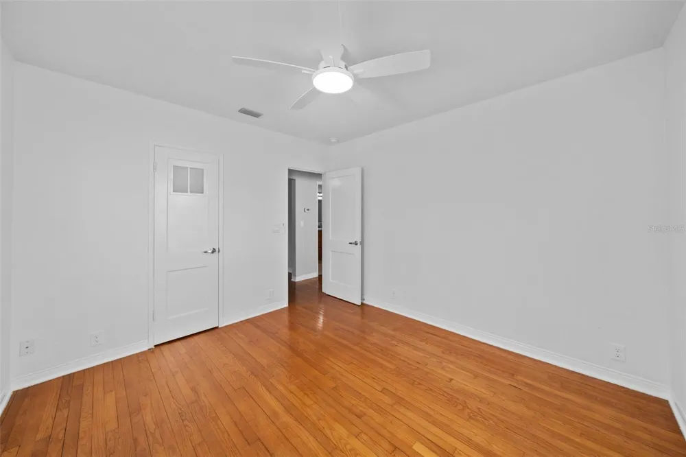 4105 W TACON STREET Tampa, FL 33629