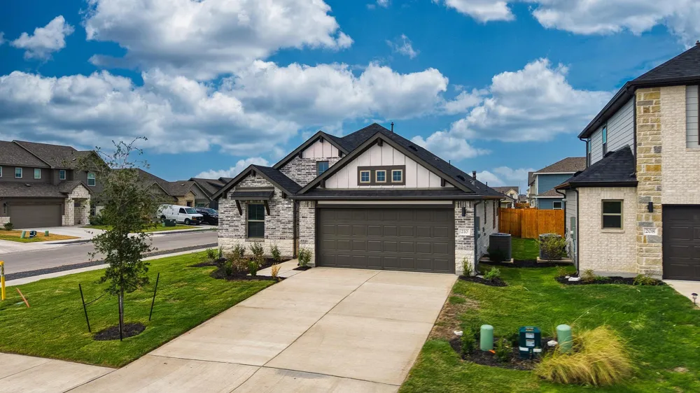 210 Melrose Street Hutto, TX 78634