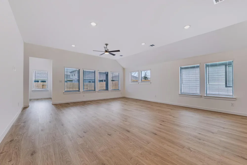 210 Melrose Street Hutto, TX 78634