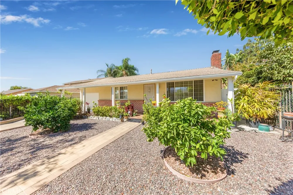 7545 Riverton Sun Valley, CA 91352