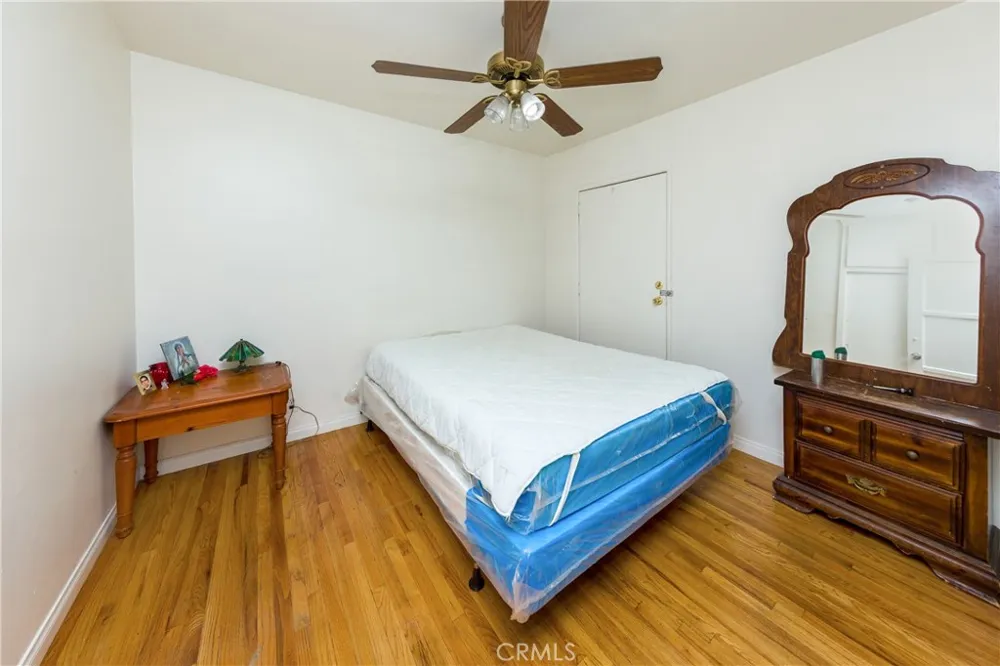 7545 Riverton Sun Valley, CA 91352
