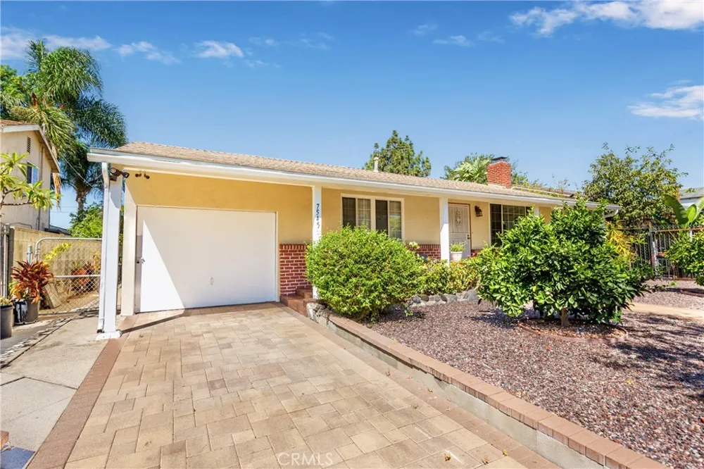 7545 Riverton Sun Valley, CA 91352