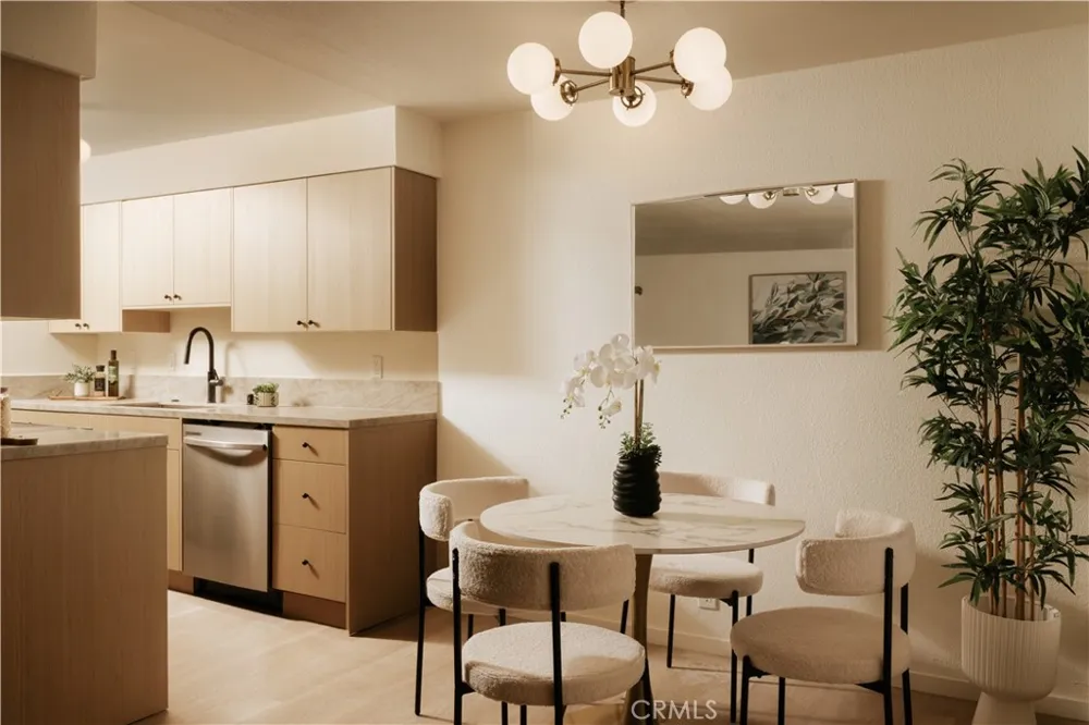 5003 Tilden Sherman Oaks, CA 91423