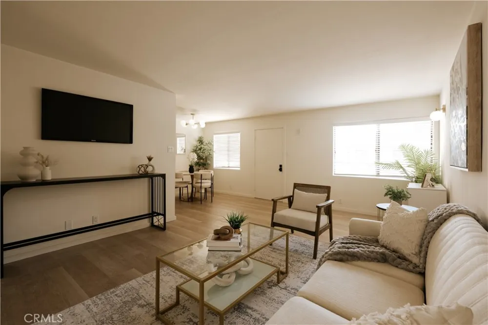 5003 Tilden Sherman Oaks, CA 91423
