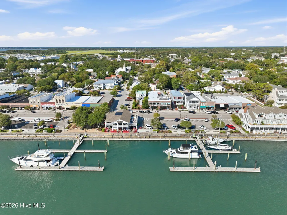 509 Front Street #A Beaufort, NC 28516