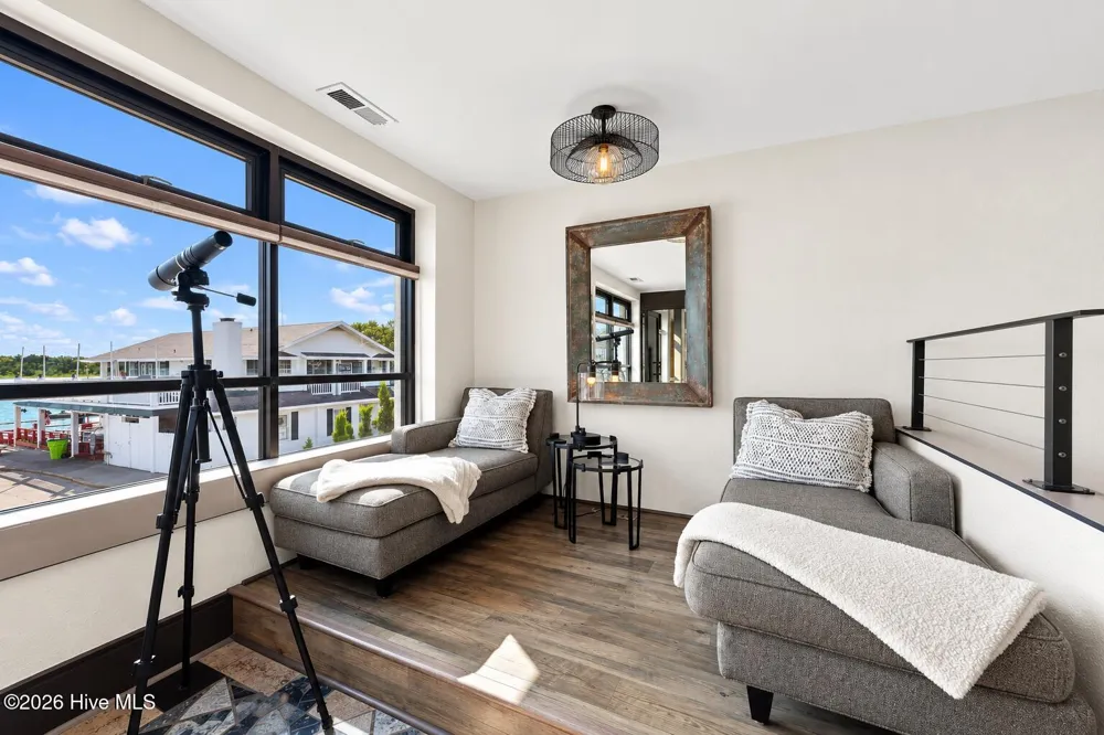 509 Front Street #A Beaufort, NC 28516