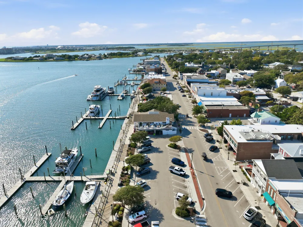 509 Front Street #A Beaufort, NC 28516