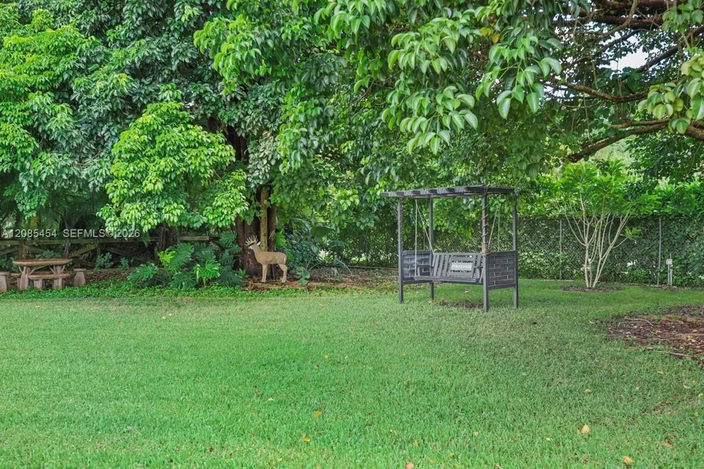 19620 SW 234th St Homestead, FL 33031