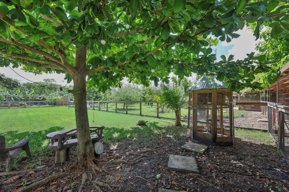 19620 SW 234th St Homestead, FL 33031