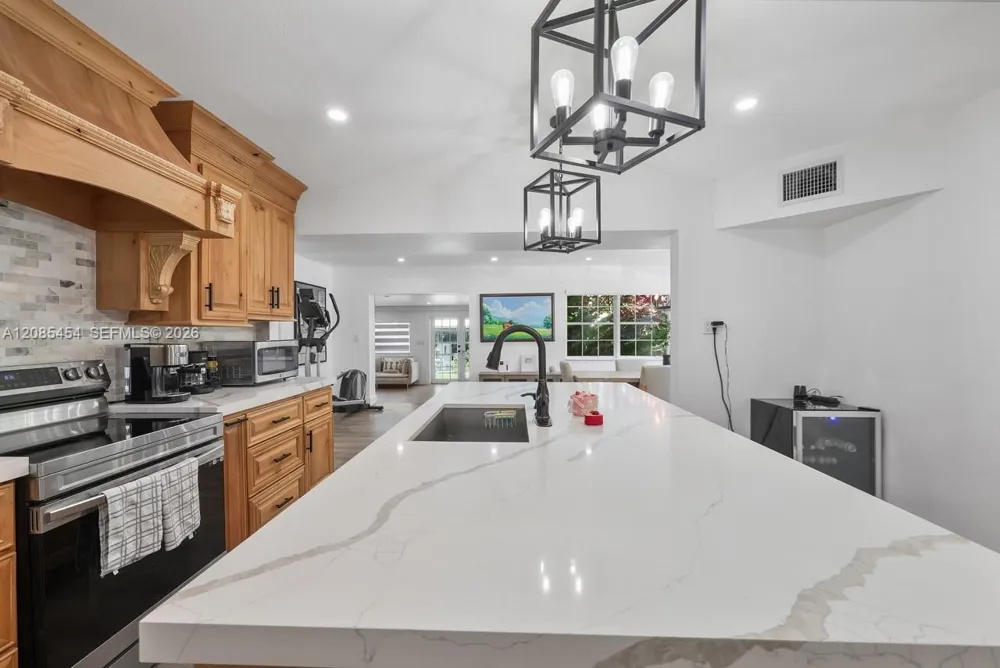 19620 SW 234th St Homestead, FL 33031