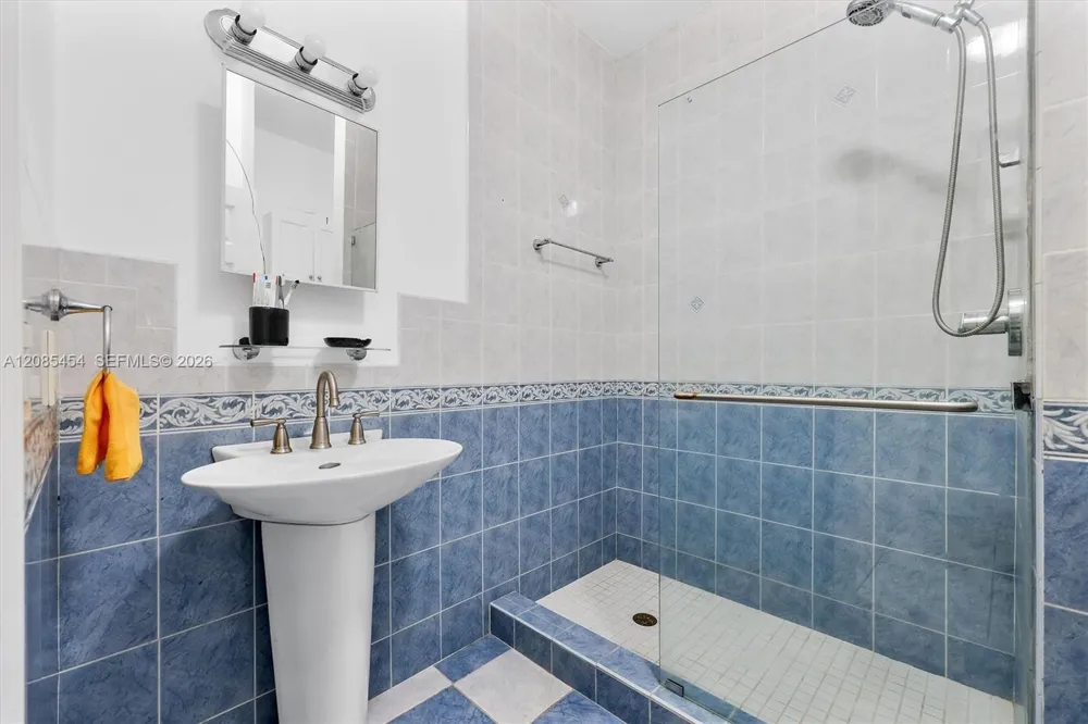 19620 SW 234th St Homestead, FL 33031