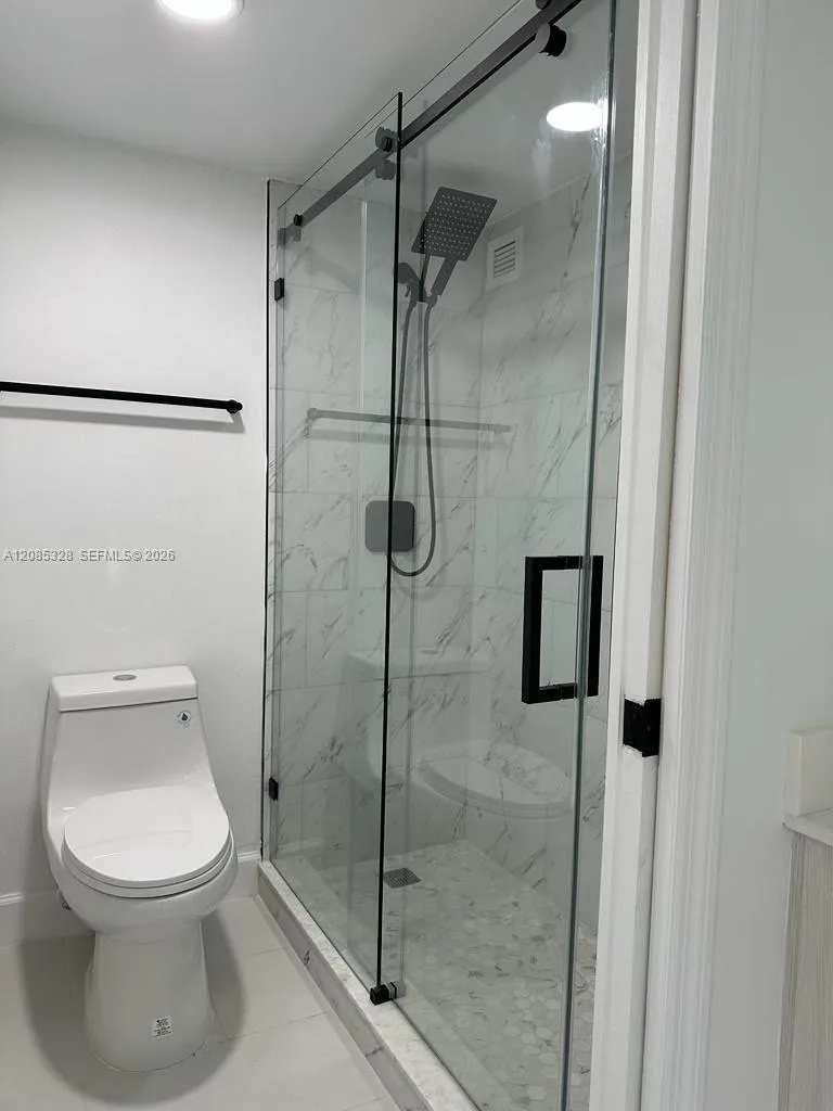 17021 Bay Rd #726 Sunny Isles Beach, FL 33160