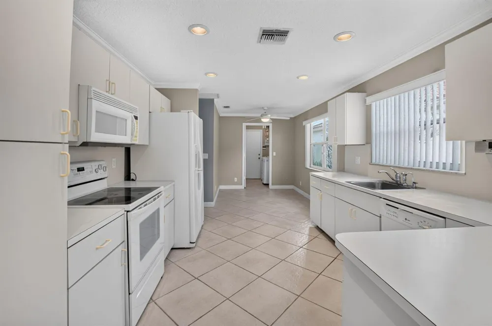 19891 Oslo Court Boca Raton, FL 33434