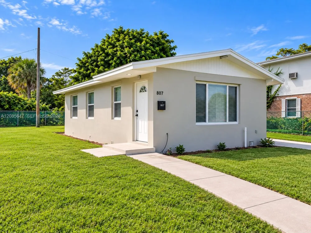 807 Handy Ave #0 West Palm Beach, FL 33401