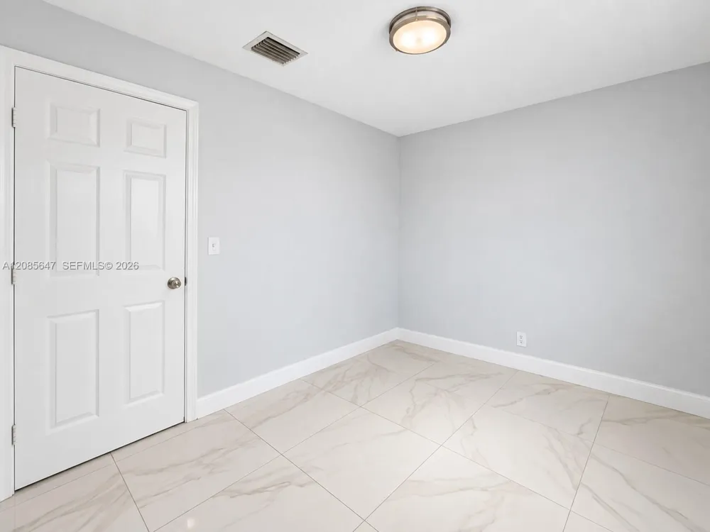 807 Handy Ave #0 West Palm Beach, FL 33401