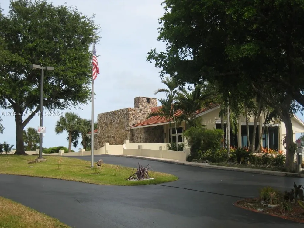 7703 Camino Real #A-213 Miami, FL 33143