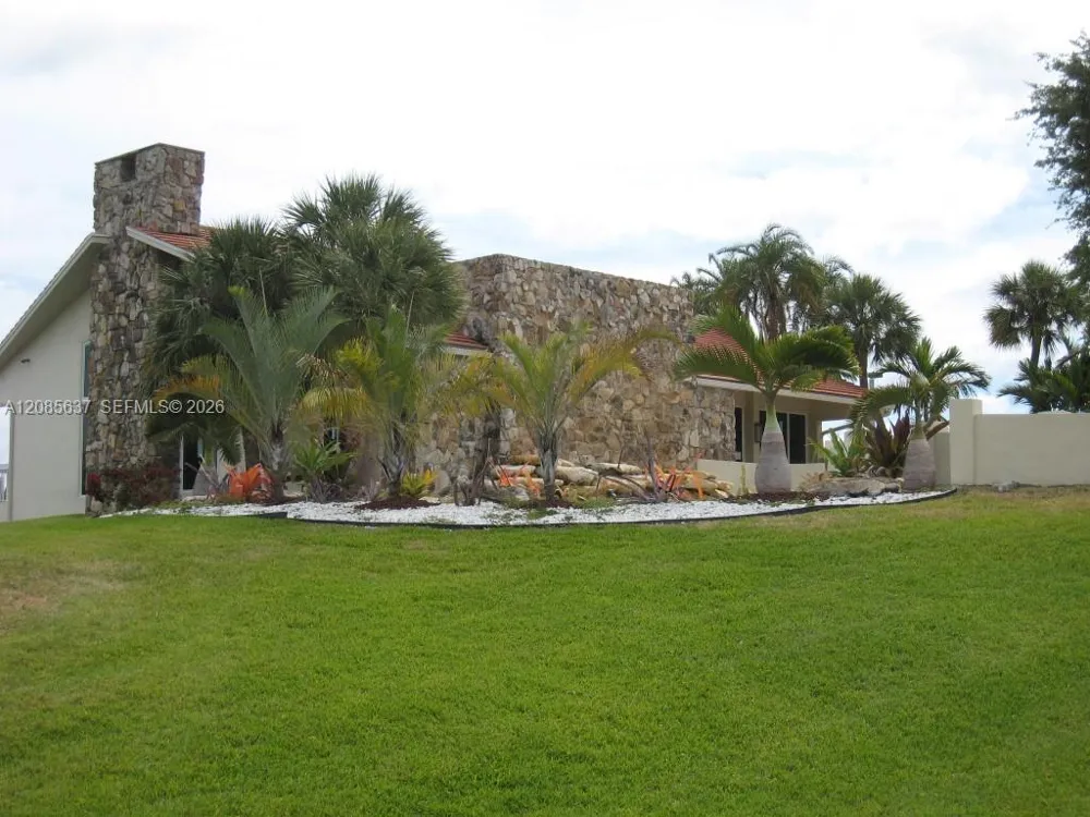 7703 Camino Real #A-213 Miami, FL 33143