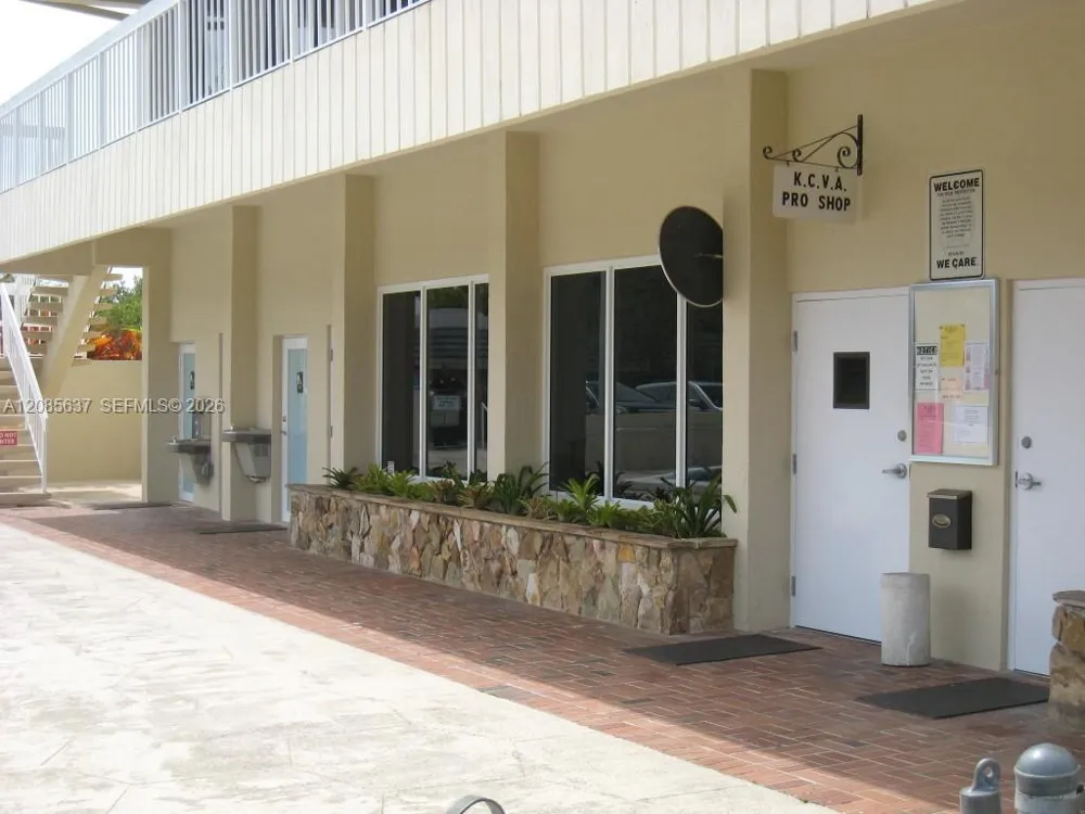 7703 Camino Real #A-213 Miami, FL 33143