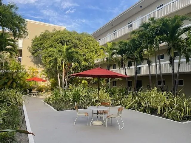 7703 Camino Real #A-213 Miami, FL 33143