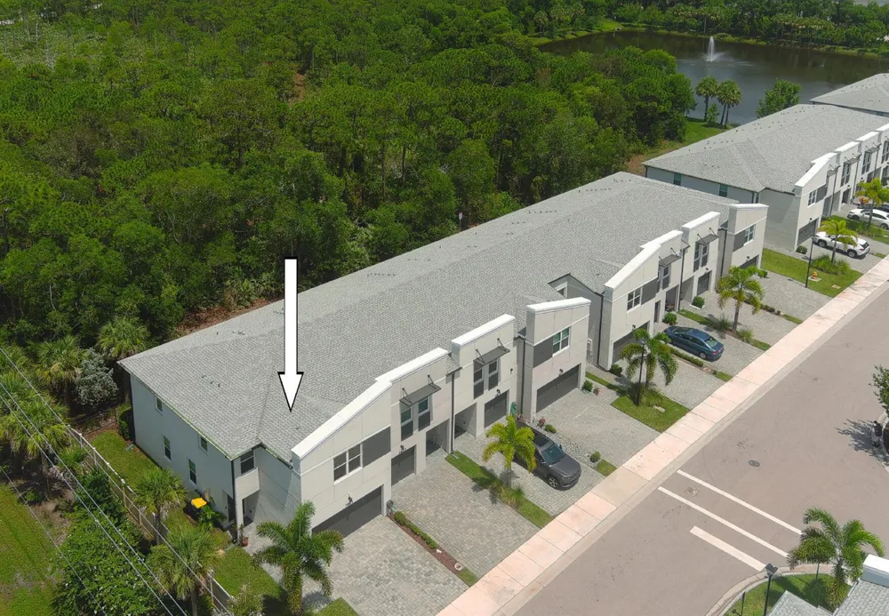 3901 SE Mentmore Lane Stuart, FL 34997