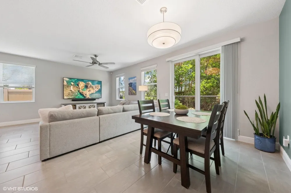 3901 SE Mentmore Lane Stuart, FL 34997