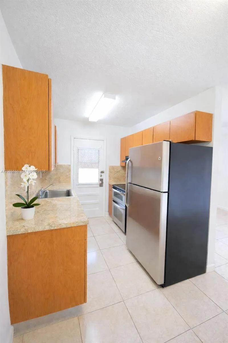 2580 NW 139th St #1 Opa-Locka, FL 33054