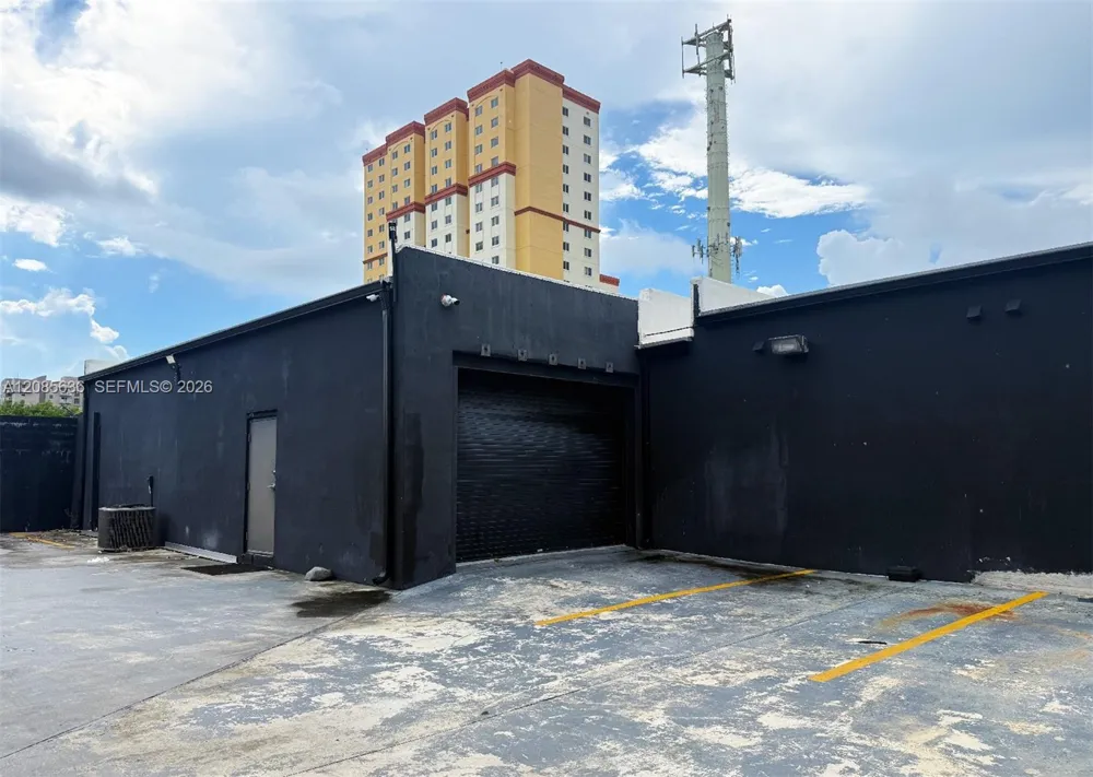 101 NE 79th St Miami, FL 33138