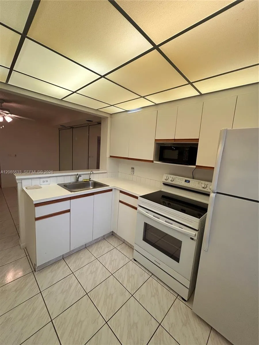 Address Not Shown Pembroke Pines, FL 33027
