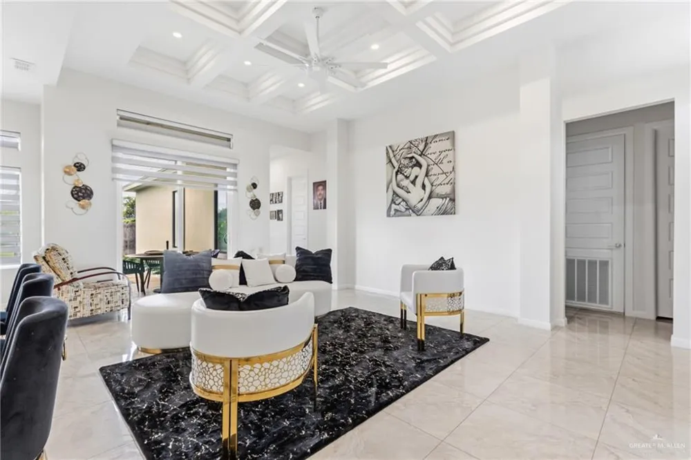 3425 Camellia Avenue McAllen, TX 78501
