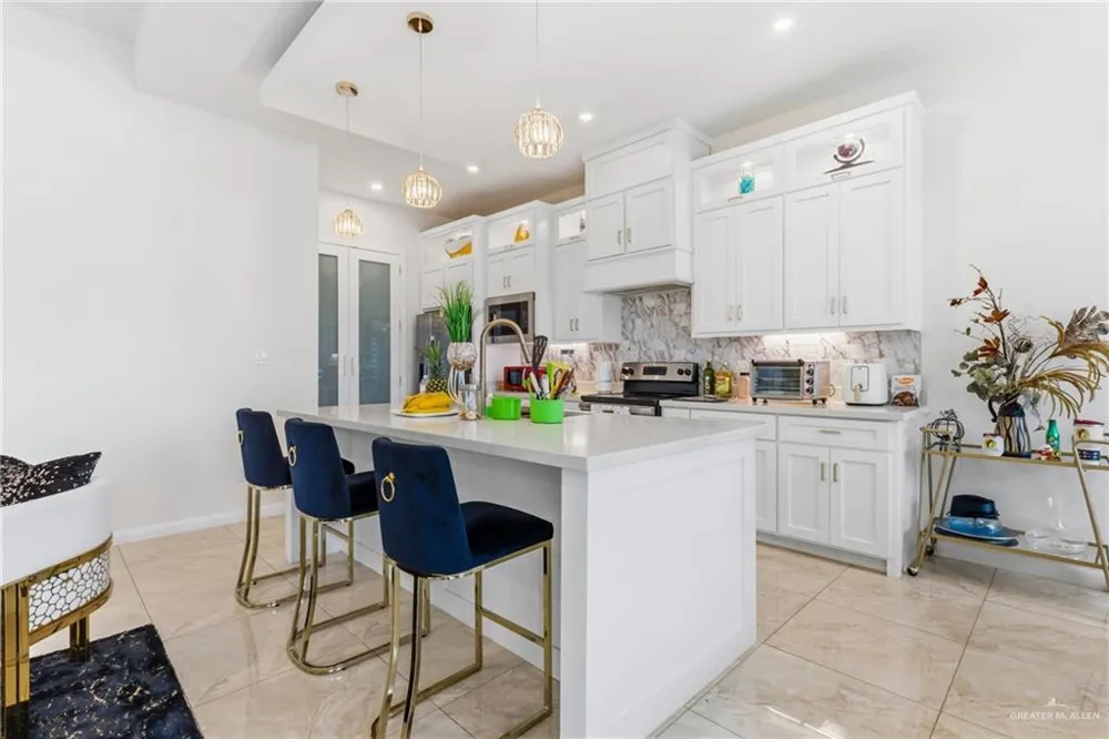 3425 Camellia Avenue McAllen, TX 78501
