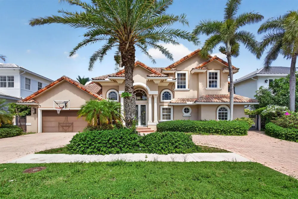 4901 NE 29th Avenue Lighthouse Point, FL 33064