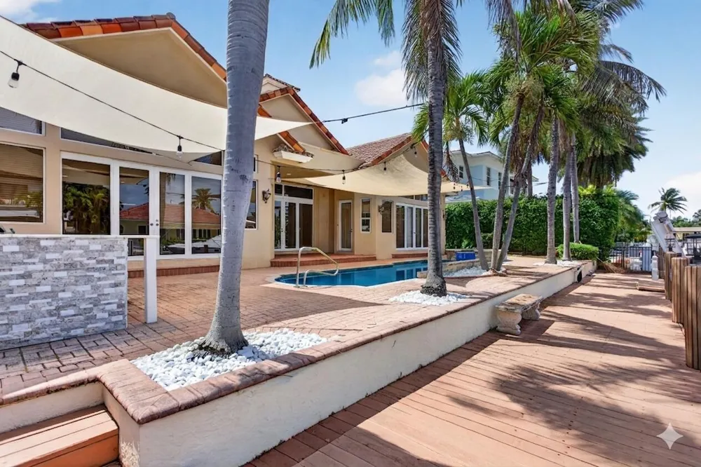 4901 NE 29th Avenue Lighthouse Point, FL 33064