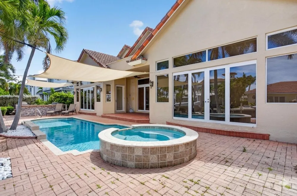 4901 NE 29th Avenue Lighthouse Point, FL 33064