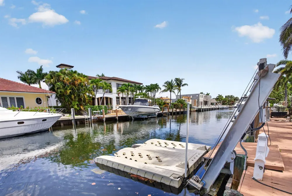 4901 NE 29th Avenue Lighthouse Point, FL 33064