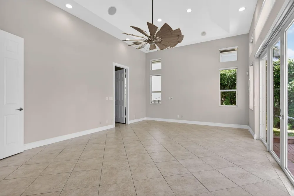 4901 NE 29th Avenue Lighthouse Point, FL 33064