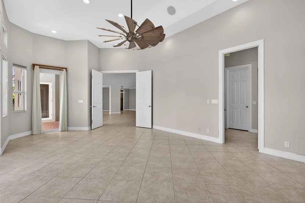 4901 NE 29th Avenue Lighthouse Point, FL 33064