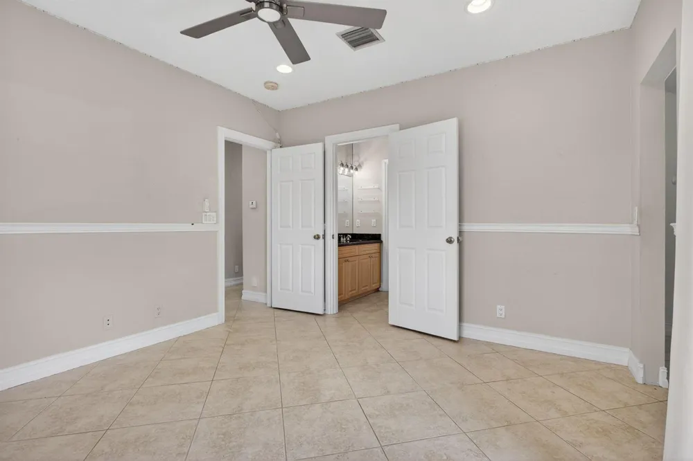 4901 NE 29th Avenue Lighthouse Point, FL 33064