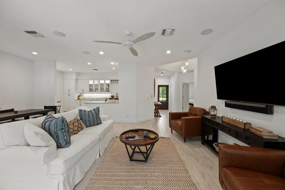 106 TOTEKA CIRCLE Jupiter, FL 33458
