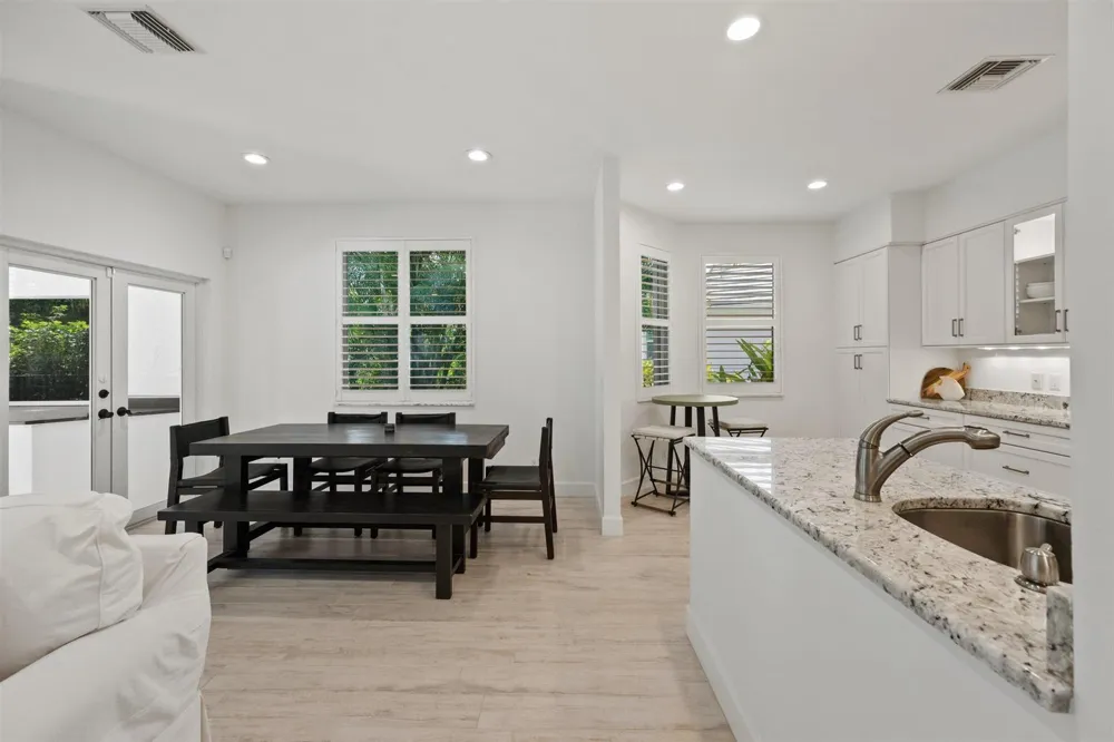 106 TOTEKA CIRCLE Jupiter, FL 33458