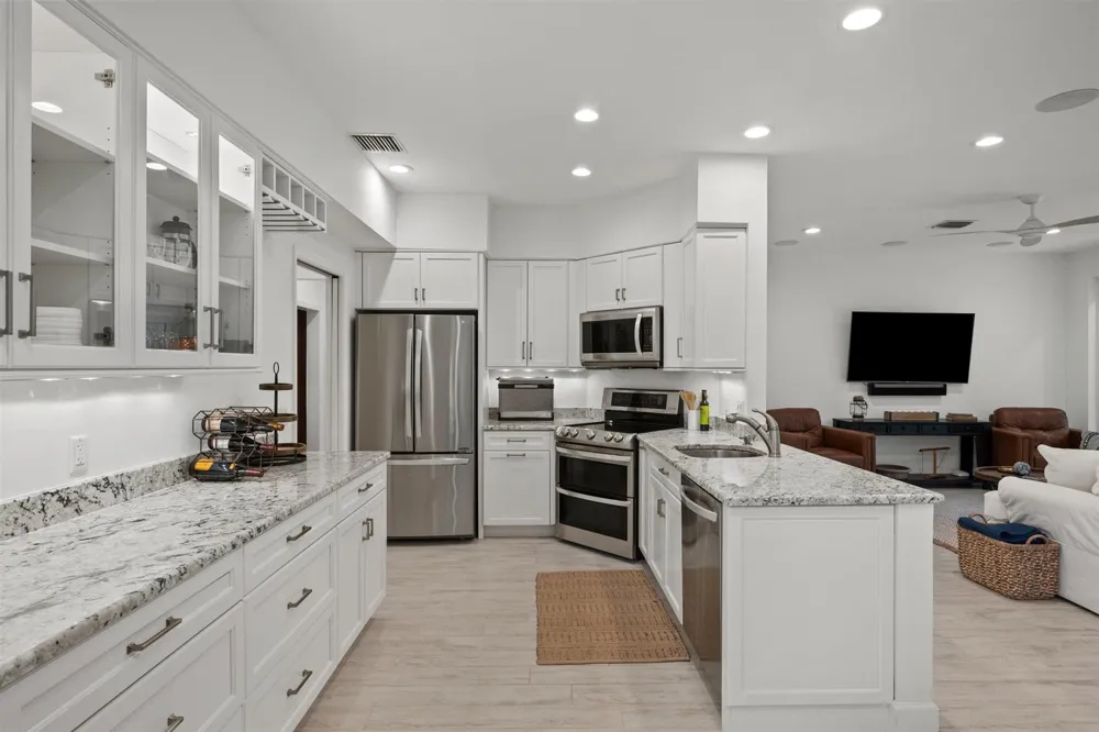 106 TOTEKA CIRCLE Jupiter, FL 33458