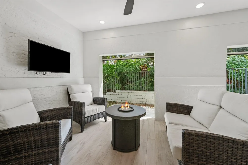 106 TOTEKA CIRCLE Jupiter, FL 33458