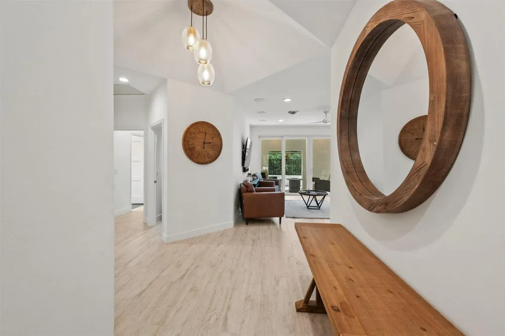 106 TOTEKA CIRCLE Jupiter, FL 33458