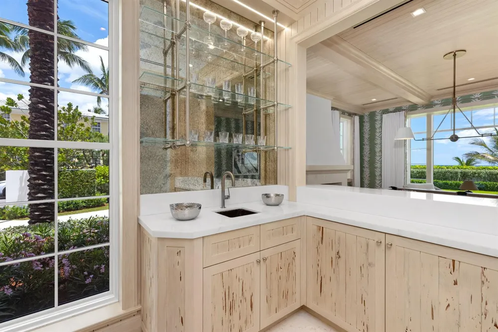 1540 S Ocean Boulevard Palm Beach, FL 33480